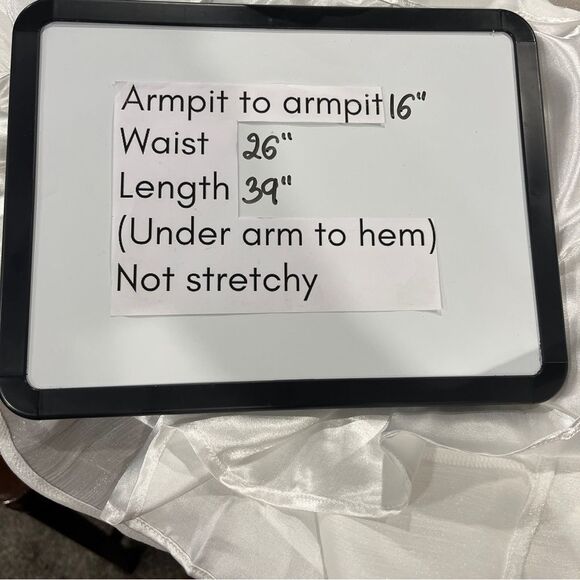 NEW STORIA if only bow bust midi dress in white Elegant White Strapless Dress - Picture 9 of 13